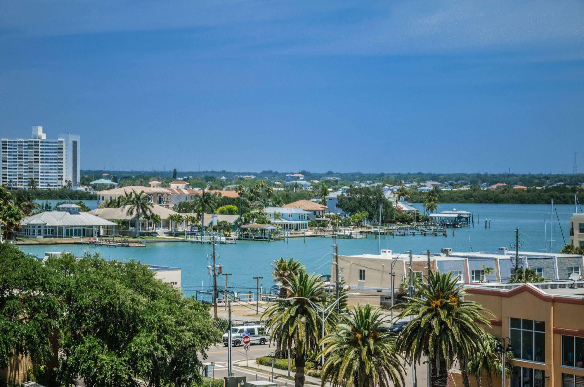 Best Western Sea Wake Beach Resort Clearwater Beach Exterior foto