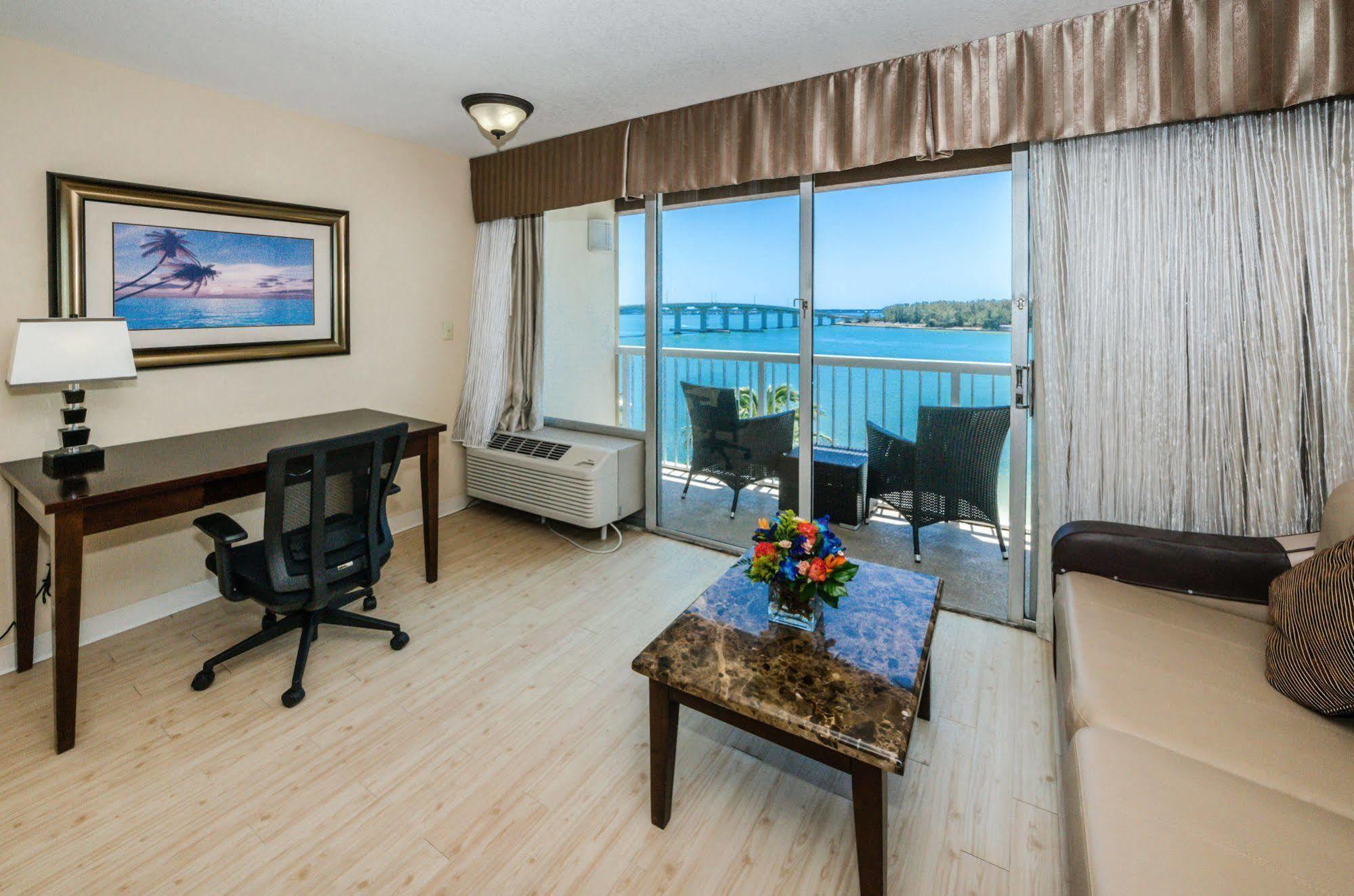 Best Western Sea Wake Beach Resort Clearwater Beach Exterior foto